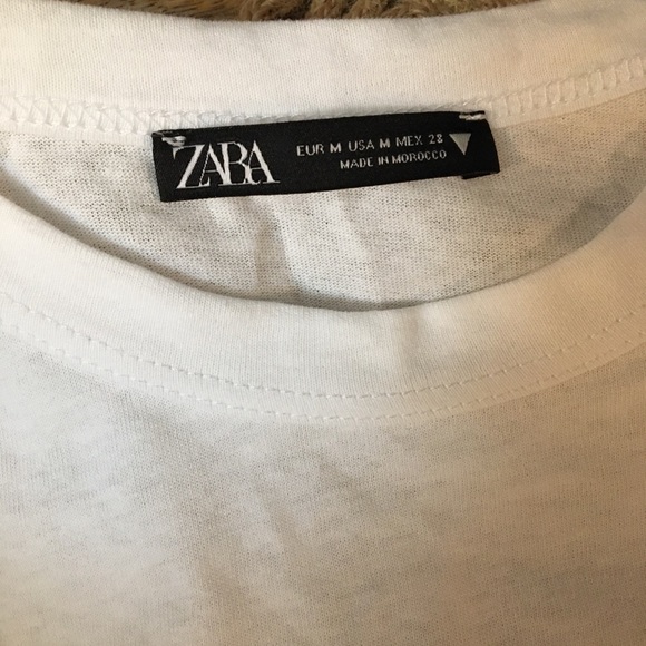 Zara Friday Slogan Tee - Picture 3 of 4